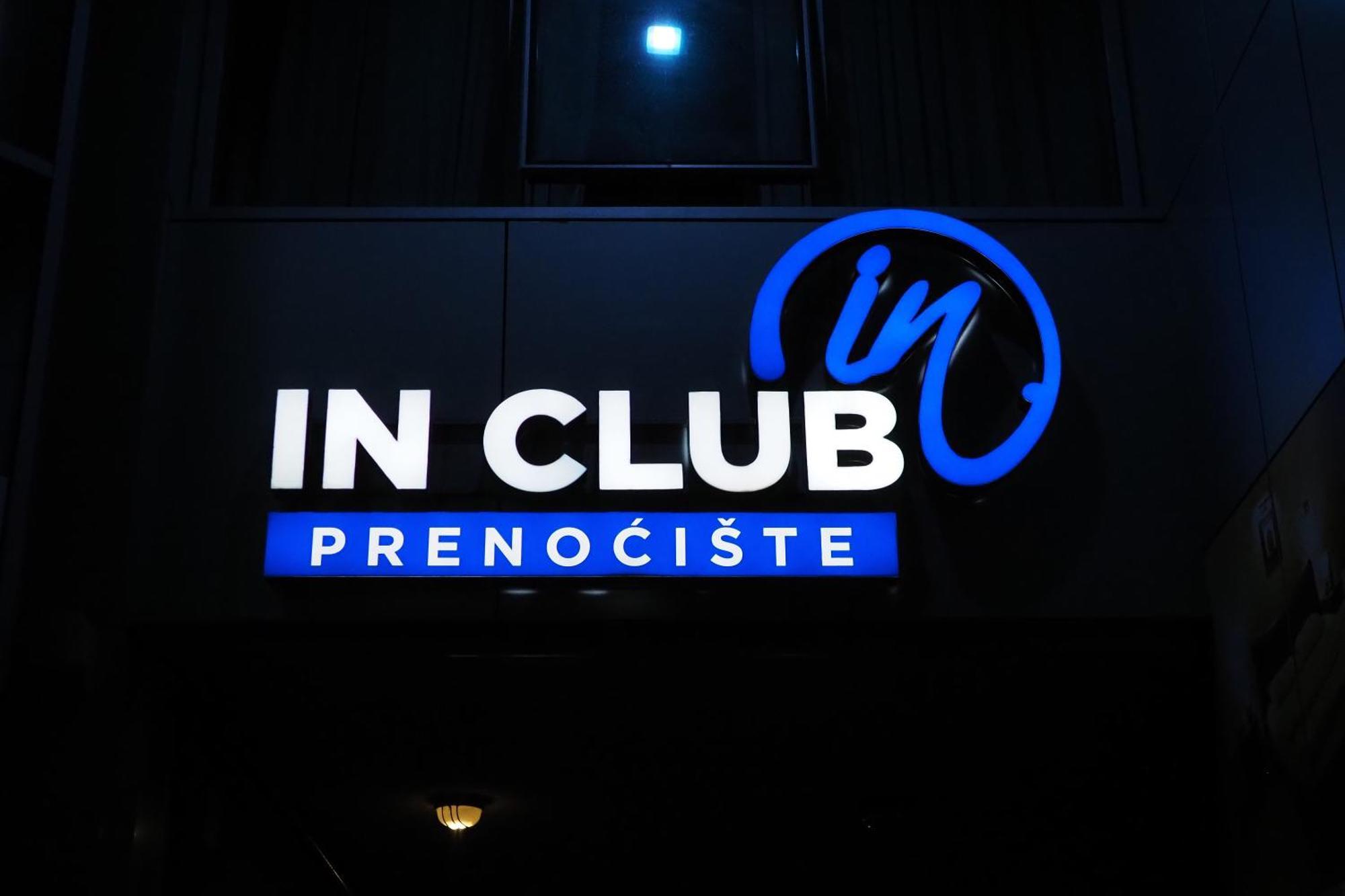 Apartment And Rooms In Club Indija Esterno foto